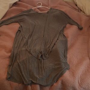 High low 3/4 sleeve tee